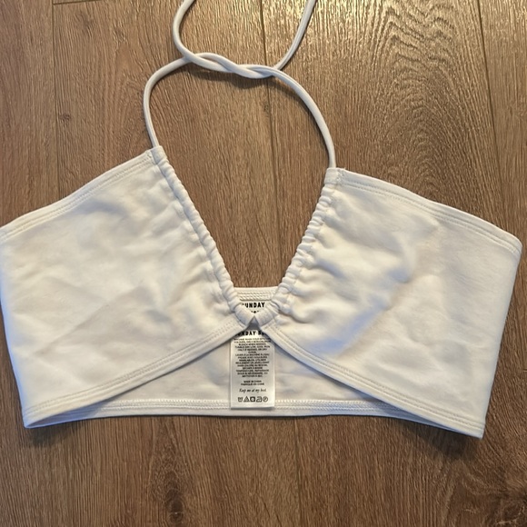 Aritzia – Sunday Best – crop top size extra small, like new - Picture 5 of 6